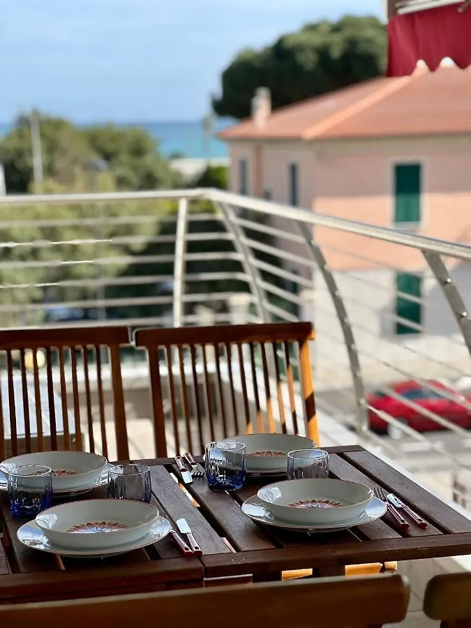 Vista Mare Apartment Savona