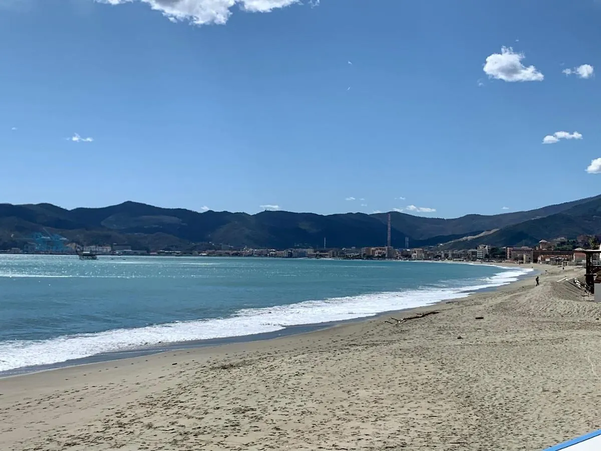 Vista Mare Apartment Savona