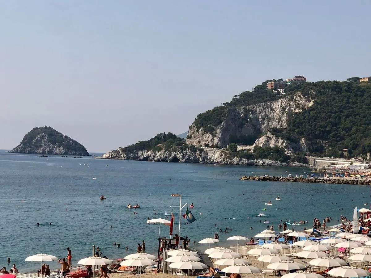 Vista Mare Apartment Savona
