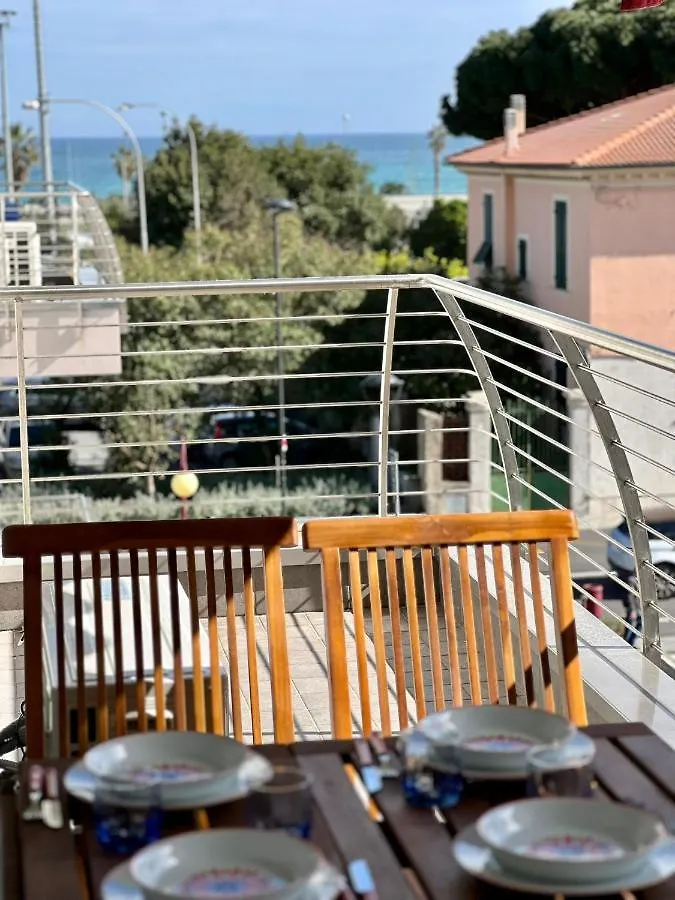 Vista Mare Apartment Savona Italien